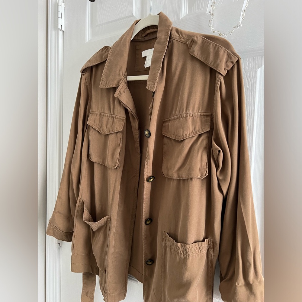 H&M light jacket/ trech coat with belt